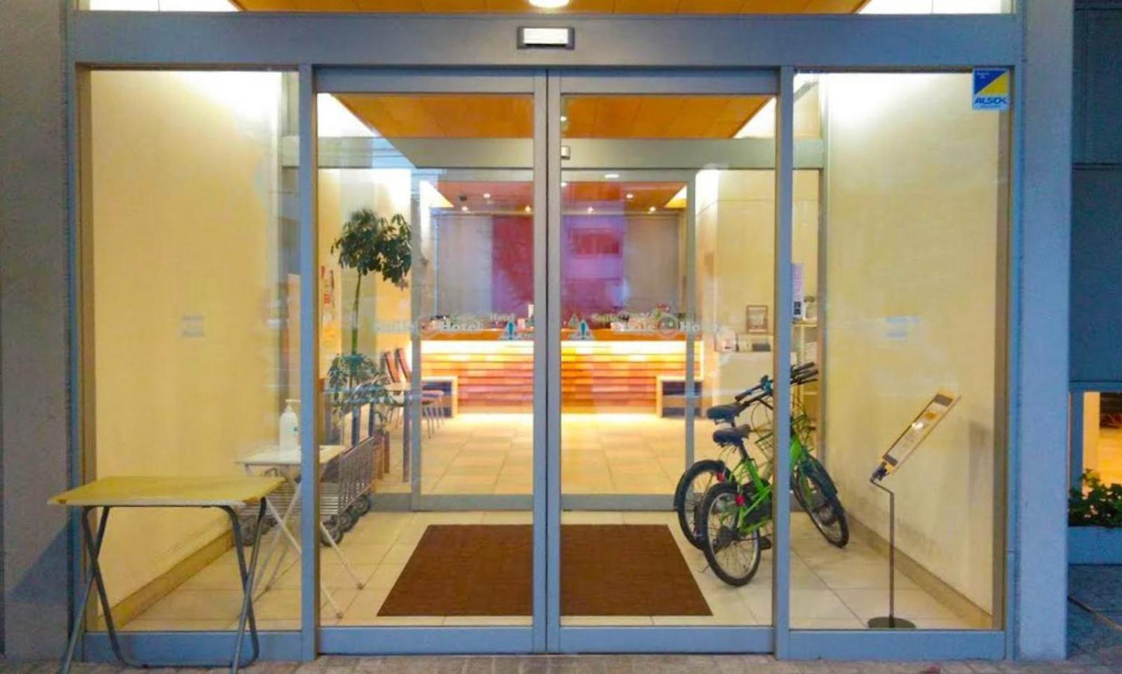 松山微笑酒店 外观 照片