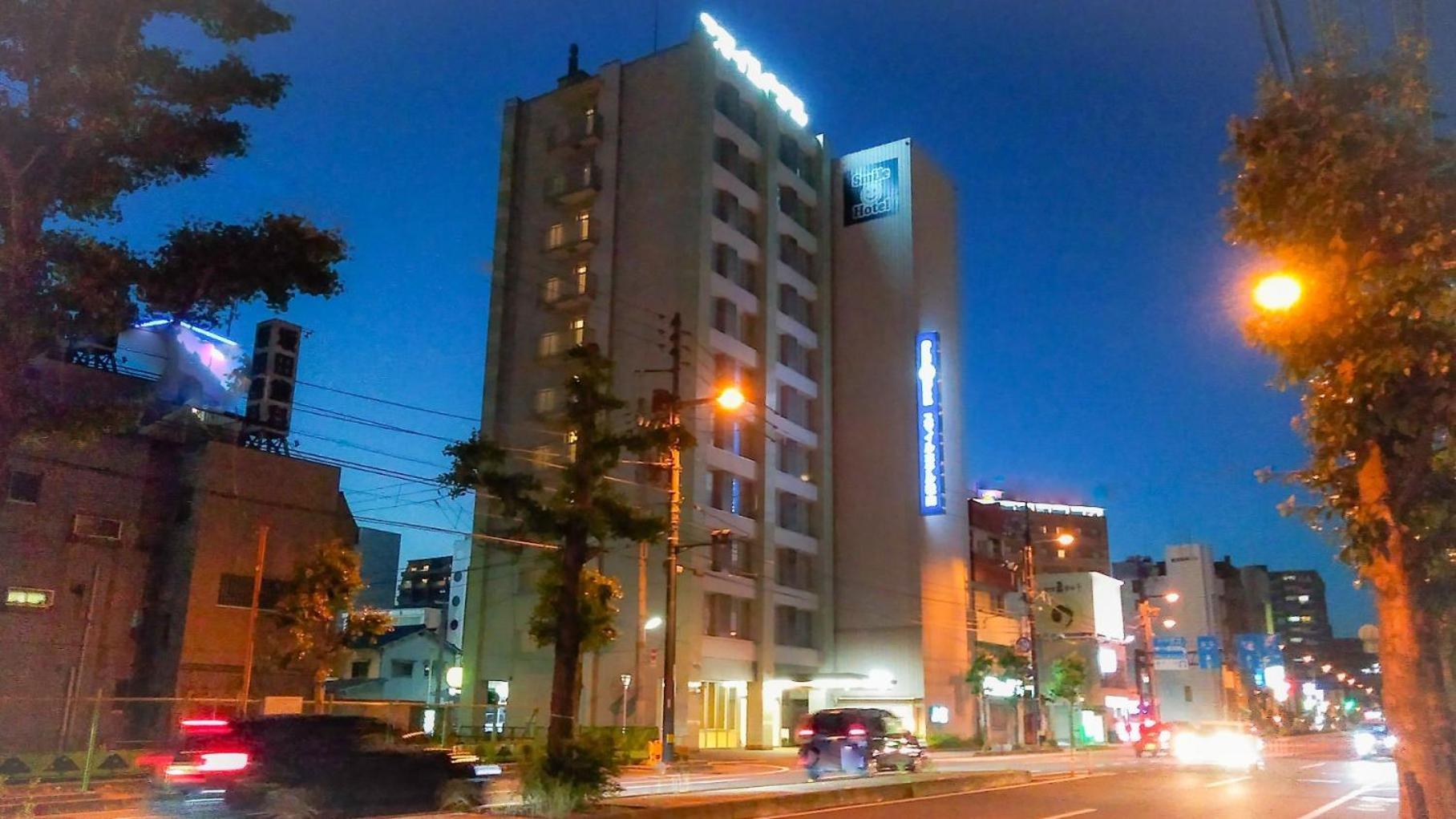 松山微笑酒店 外观 照片